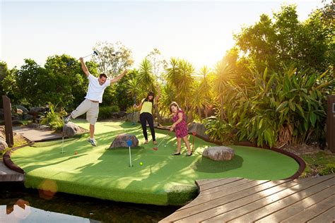 victoria park mini golf.